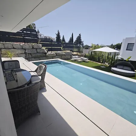 Villa Casa M2 And Marbella Getaway-sleeps 10