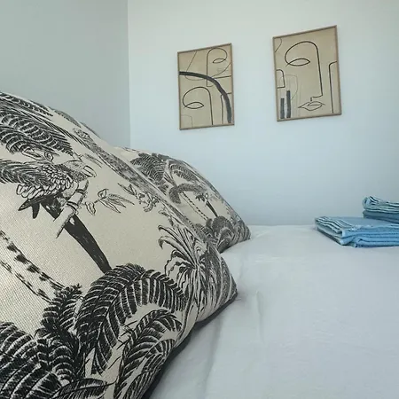 Villa Casa M2 And Marbella Getaway-sleeps 10