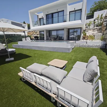 Villa Casa M2 And Marbella Getaway-sleeps 10 *