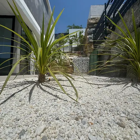 Casa M2 And Marbella Getaway-sleeps 10 * Estepona