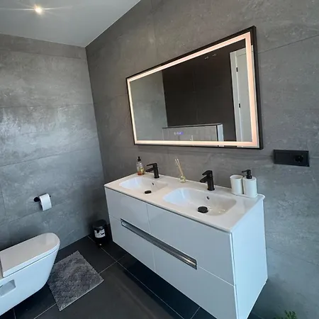 Casa M2 And Marbella Getaway-sleeps 10 Villa