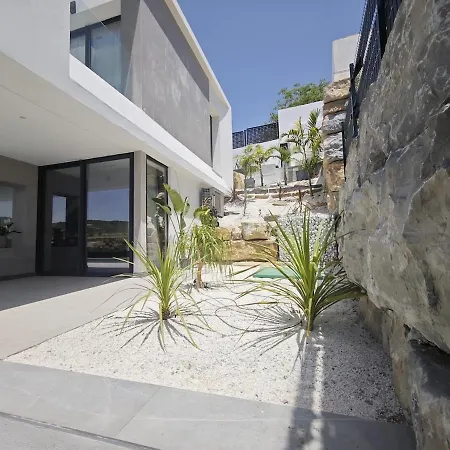Casa M2 And Marbella Getaway-sleeps 10 *