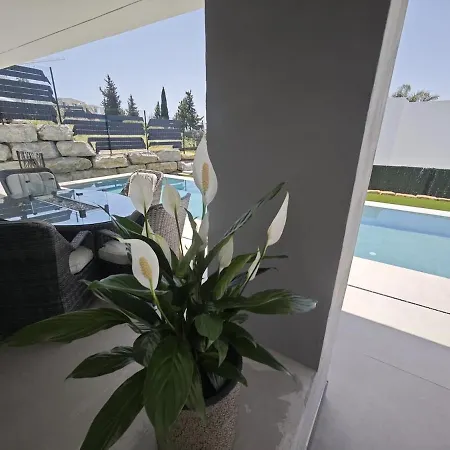 Villa Casa M2 And Marbella Getaway-sleeps 10 *