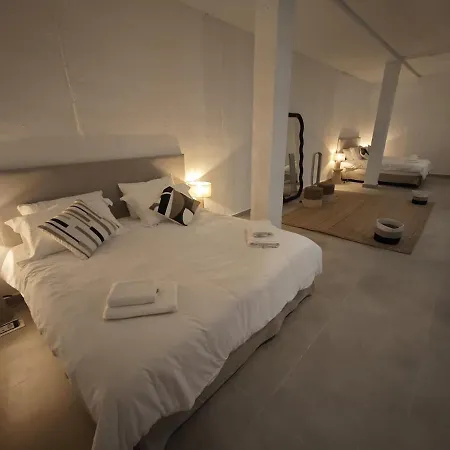 Casa M2 And Marbella Getaway-sleeps 10 Estepona